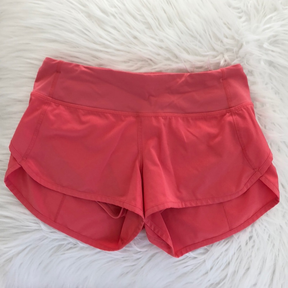 Lulemon Women’s Speed Up Short Like New - Picture 1 of 4